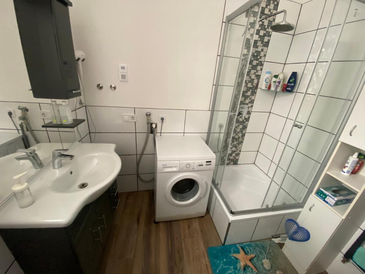 Schoene Kleine Einraumwohnung Mit Kueche Und Kamin In Holzthaleben Helbedundorf Exterior photo